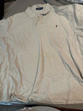 Ralph Lauren Men’s Light Gray Polo Shirt with Embroidered Pony